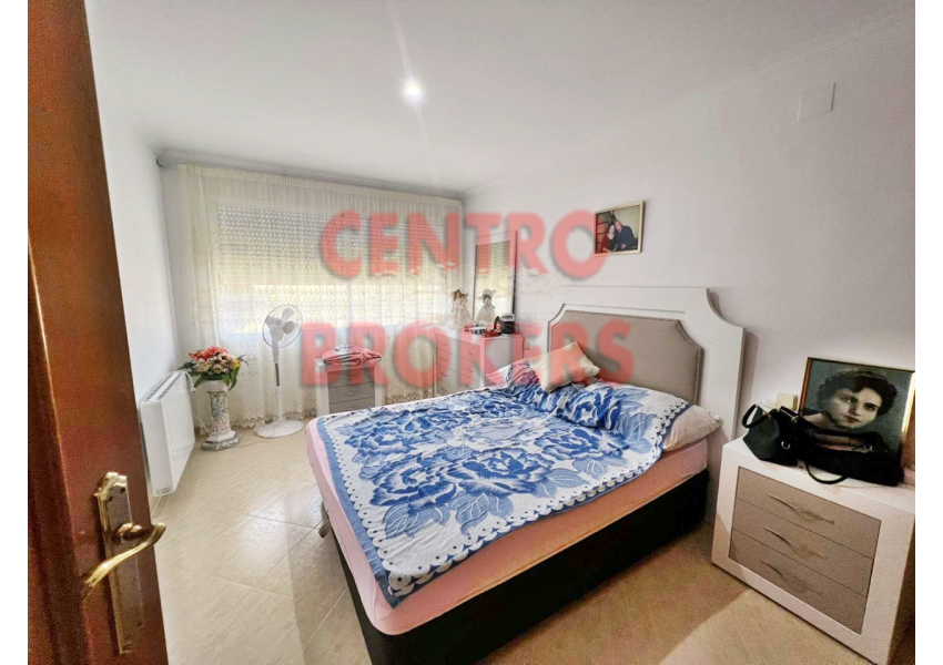 Willa z basenem na rezydencjalnym osiedlu w kurorcie Cullera